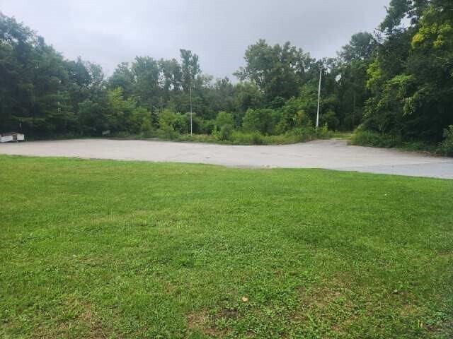 More Photos Of 1030 Water St, North Bennington Warehouse For Lease