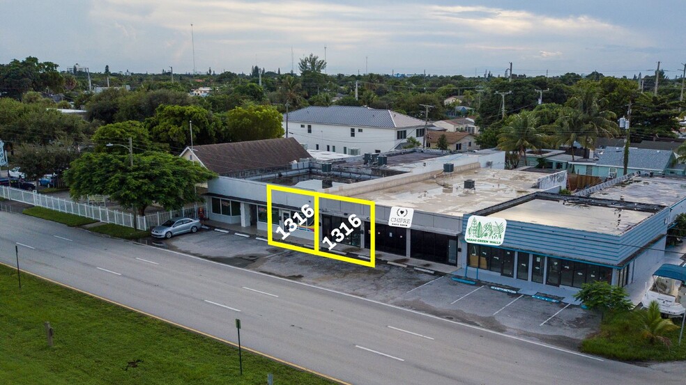 More Photos Of 1318 N Dixie Hwy, Hollywood Storefront Retail Office For Lease
