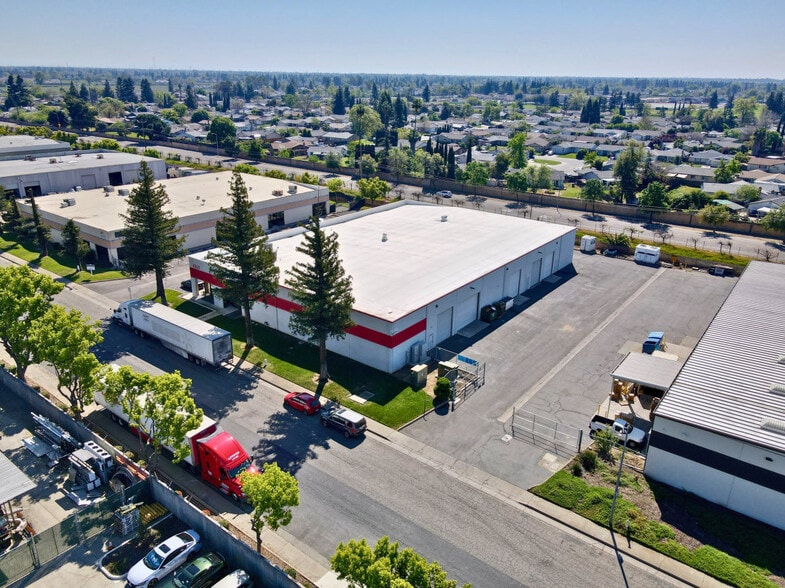 More Photos Of 8392 Carbide Ct, Sacramento Warehouse For Sale