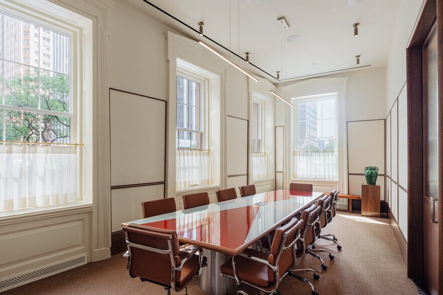More Photos Of 1 Hanover Sq, New York Office For Lease