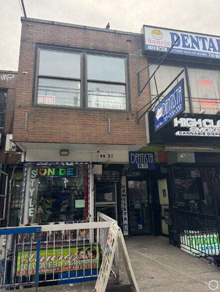 More Photos Of 8822 Roosevelt Ave, Jackson Heights Storefront Retail Office For Lease