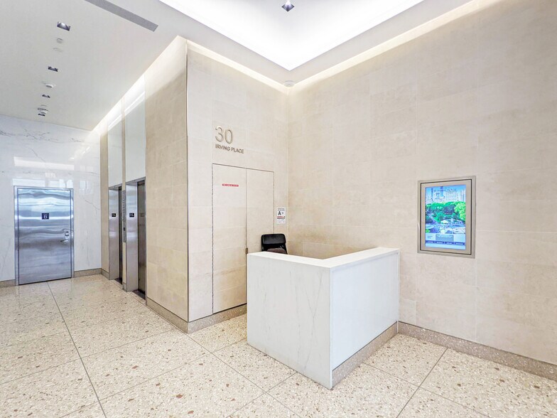 More Photos Of 30-34 Irving Pl, New York Office For Lease