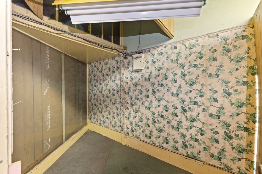 More Photos Of 421 E Santa Clara St, San Jose Storefront Retail Office For Sale