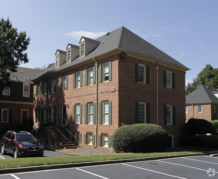 More Photos Of 1111 Cambridge Sq, Alpharetta Office Residential For Sale