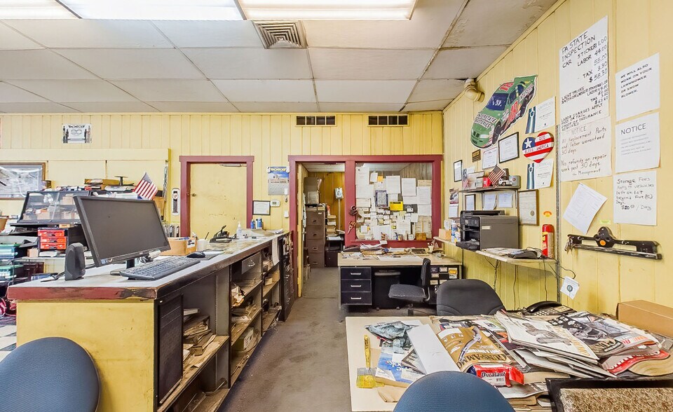 More Photos Of 765 Columbia Blvd, Bloomsburg Auto Repair For Sale