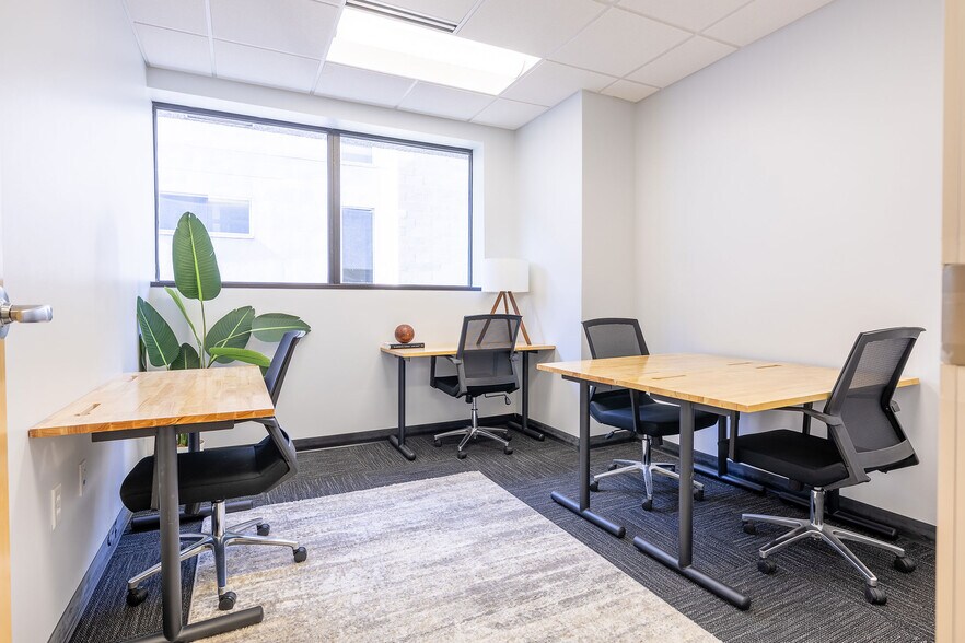 More Photos Of 345 W Washington Ave, Madison Coworking Space