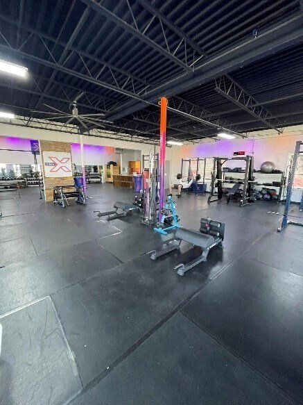 More Photos Of 1341 Hughes Ford Rd, Frederick Light Manufacturing For Sale