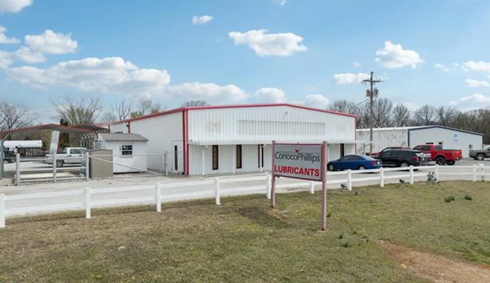 Primary Photo Of 4201 N Wood Dr, Okmulgee Manufacturing For Sale