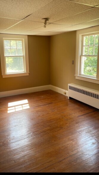 More Photos Of 1280 Rt-57, Port Murray Restaurant For Sale