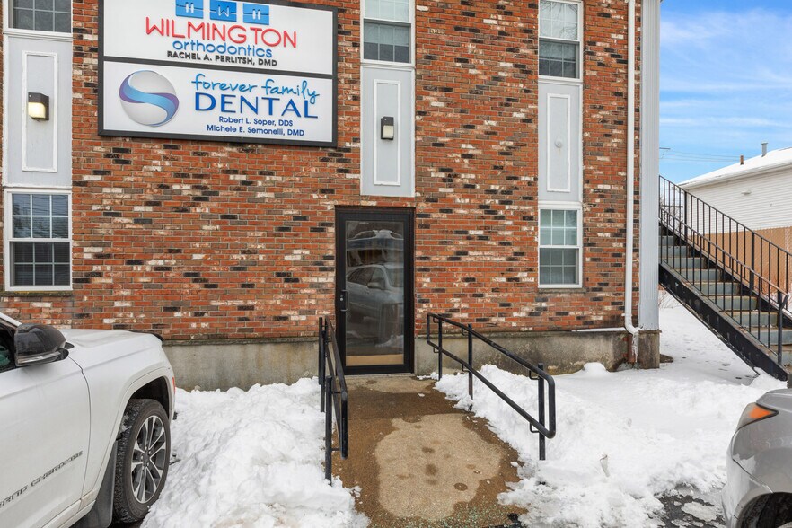 More Photos Of 25 Lowell St, Wilmington Loft Creative Space For Sale