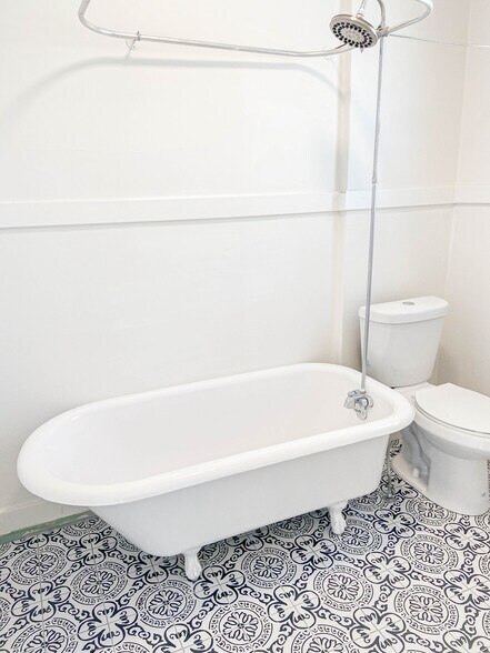 More Photos Of 2801 D St, Sacramento Apartments For Sale