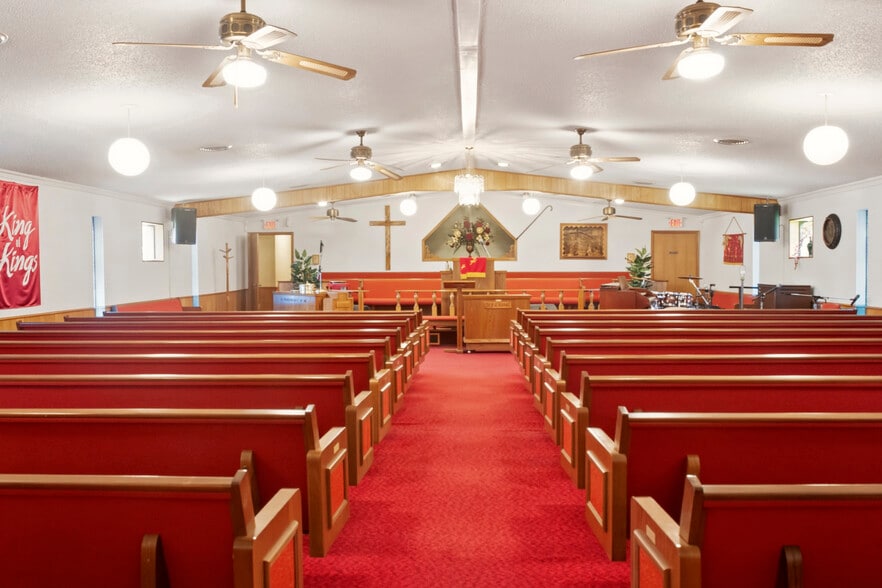 More Photos Of 21177 US Highway 80, Wills Point Religious Facility For Sale