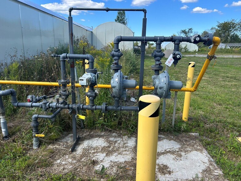 More Photos Of 43634 Hwy 3, Wainfleet Garden Center For Lease