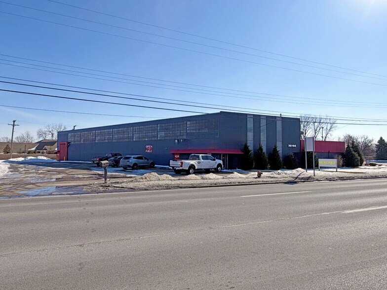 Primary Photo Of 30744 Groesbeck Hwy, Roseville Manufacturing For Sale