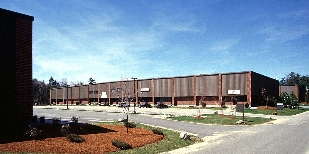 More Photos Of 7 Raymond Ave, Salem Warehouse For Lease