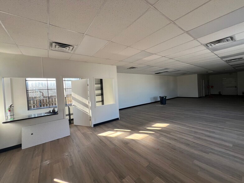 More Photos Of 203 W Judge Perez Dr, Chalmette Freestanding For Lease