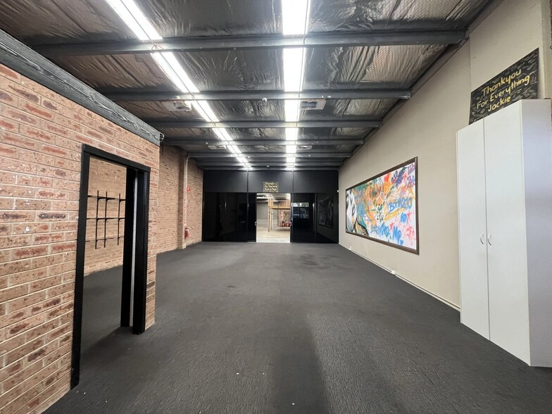 More Photos Of 123 Coreen Avenue, Penrith Warehouse For Lease