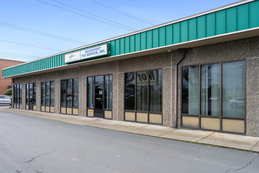 More Photos Of 10005 SE Stark St, Portland Office For Lease