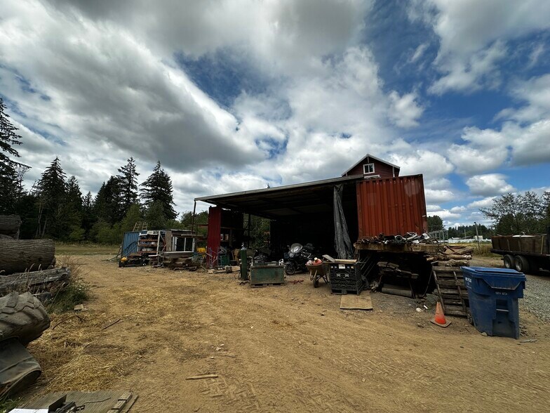 More Photos Of 749 Atlas Rd, Vader Land For Sale