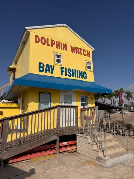 More Photos Of 510 E Queen Isabella Blvd, Port Isabel General Retail For Sale