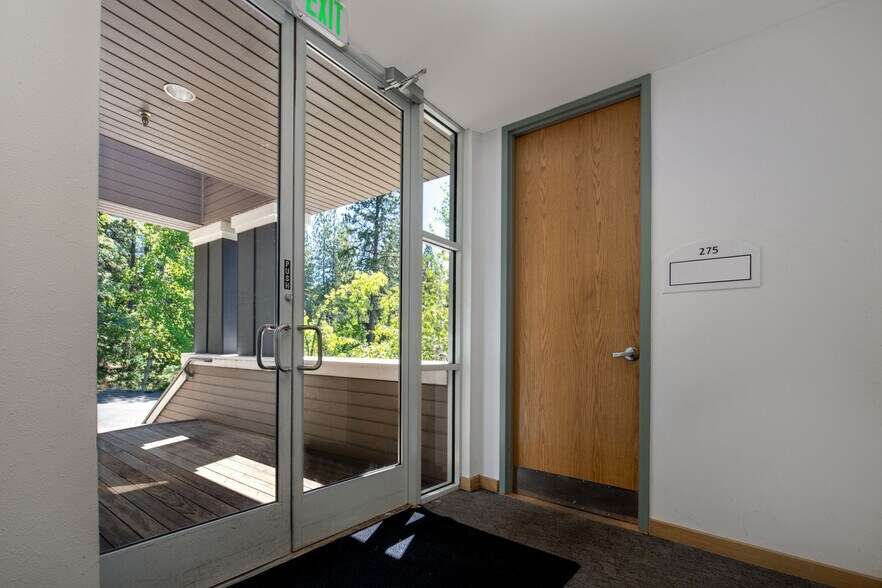 More Photos Of 350 Crown Point Cir, Grass Valley Office For Lease