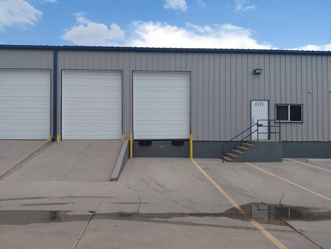 More Photos Of 6709-6711 W 58th Pl, Arvada Warehouse For Lease