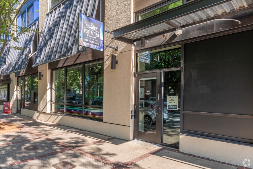 More Photos Of 45 W Broadway, Eugene Storefront Retail Residential For Sale
