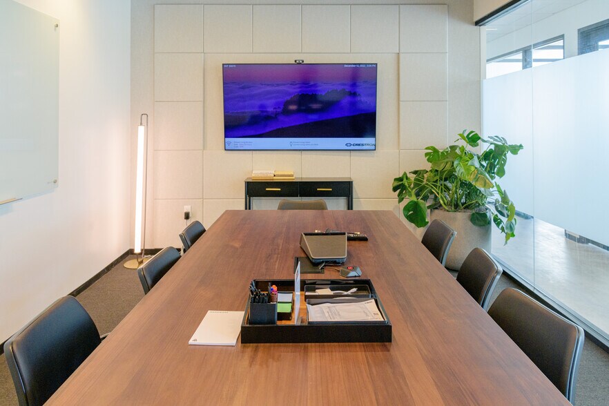 More Photos Of 252 NW 29th St, Miami Coworking Space