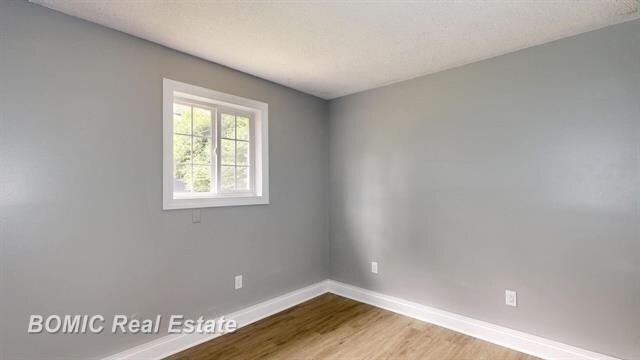 More Photos Of 9010 Dixie Hwy, Birch Run Warehouse For Lease