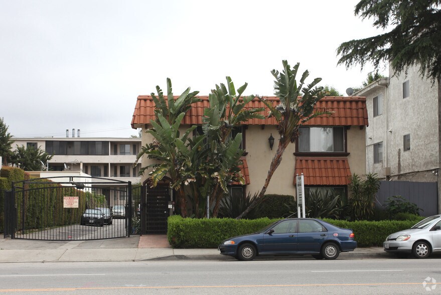 More Photos Of 4436 Woodman Ave, Sherman Oaks Apartments For Sale