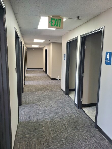 More Photos Of 2998 Paul Dr, Elkhart Manufacturing For Lease