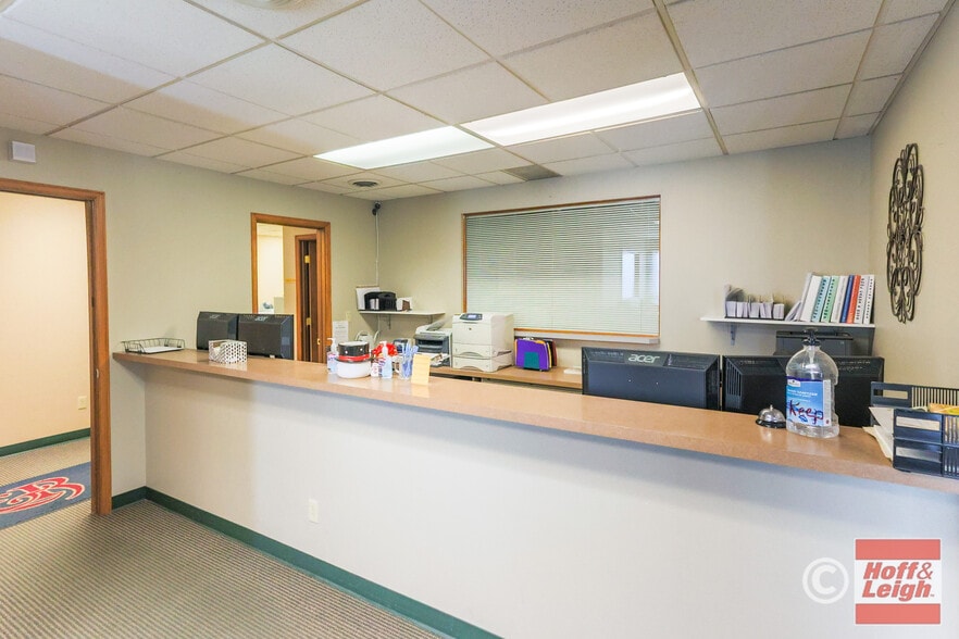 More Photos Of 6015 Lehman Dr, Colorado Springs Office For Sale