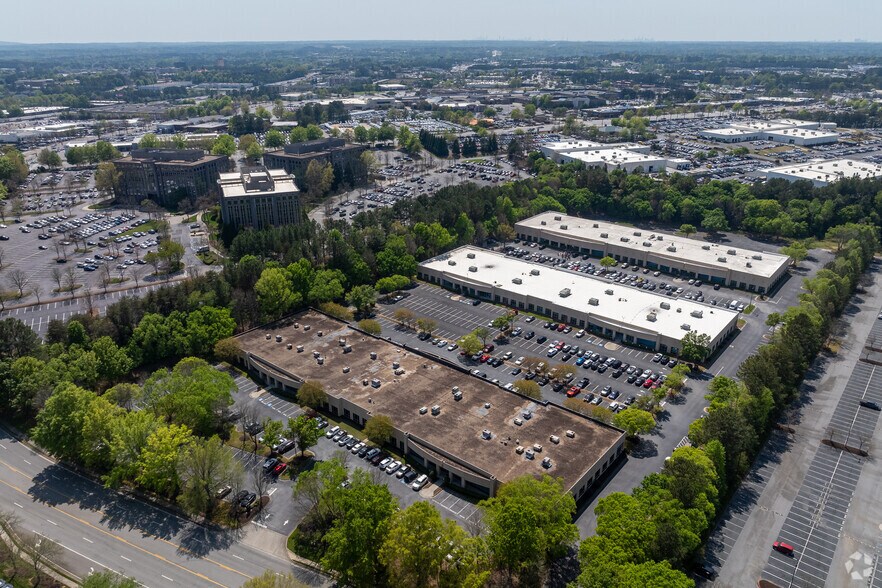 More Photos Of 2435 Commerce Ave, Duluth Unknown For Lease