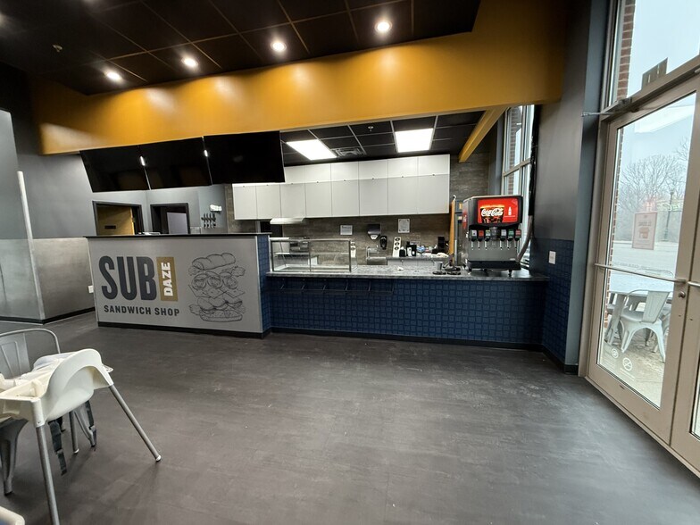 More Photos Of 106th St. & Main St, Zionsville Freestanding For Lease