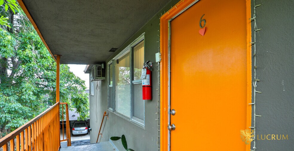 More Photos Of 6060 La Prada, Los Angeles Apartments For Sale