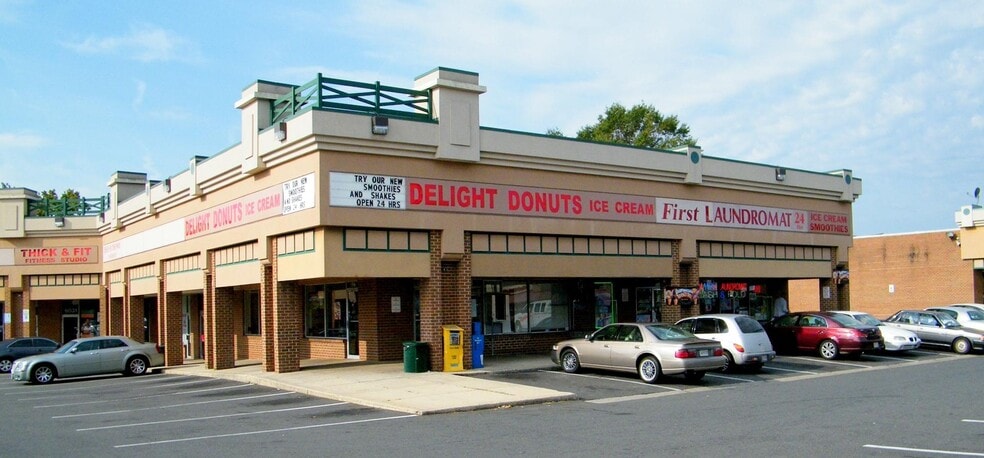 More Photos Of 6013 Marlboro Pike, District Heights Unknown For Lease