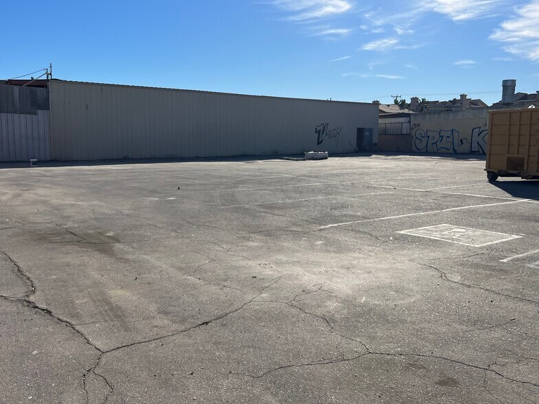 More Photos Of 14600 S Western Ave, Gardena Manufacturing For Lease