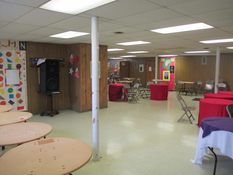 More Photos Of 711 Euclid Ave, Toledo Religious Facility For Sale