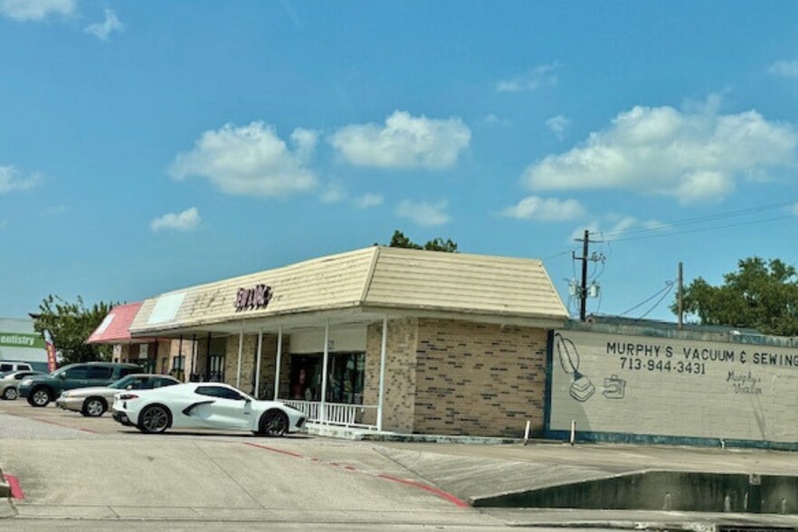 More Photos Of 2517-2519 Strawberry Rd, Pasadena Storefront For Lease