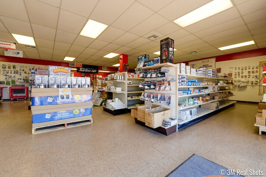 More Photos Of 914 Arroyo St, San Angelo Warehouse For Sale