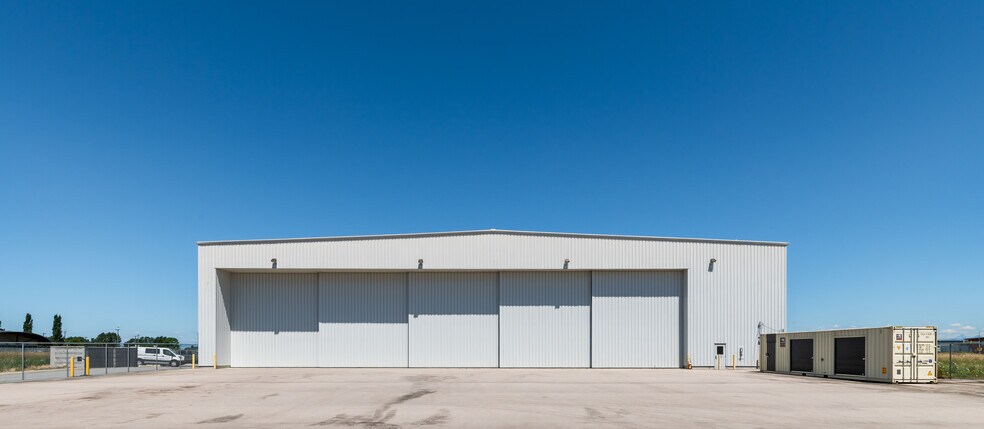 More Photos Of 7850 Alpha Way, Delta Airplane Hangar For Lease