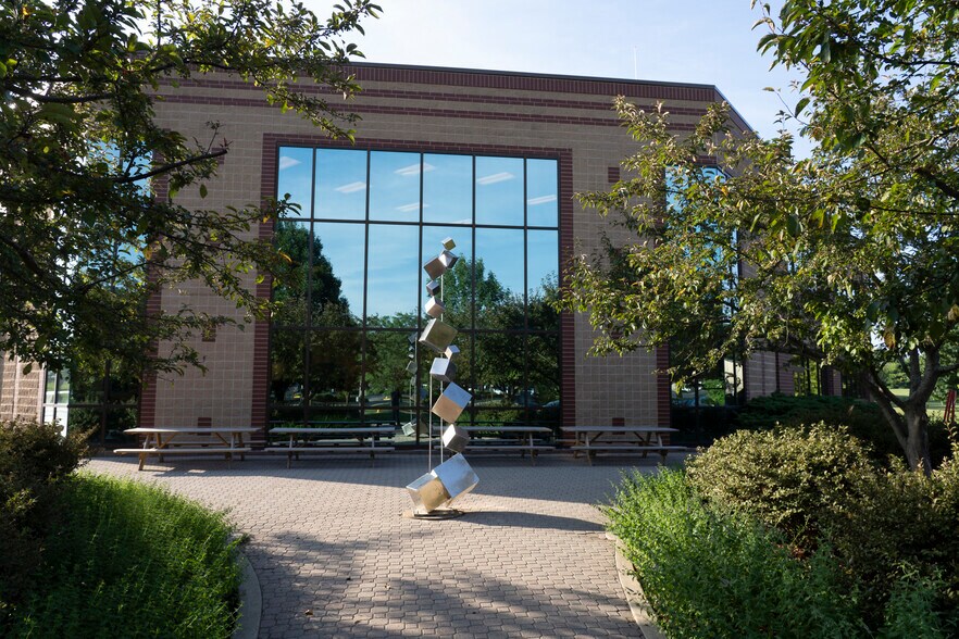 More Photos Of 1435 Win Hentschel Blvd, West Lafayette Office For Lease