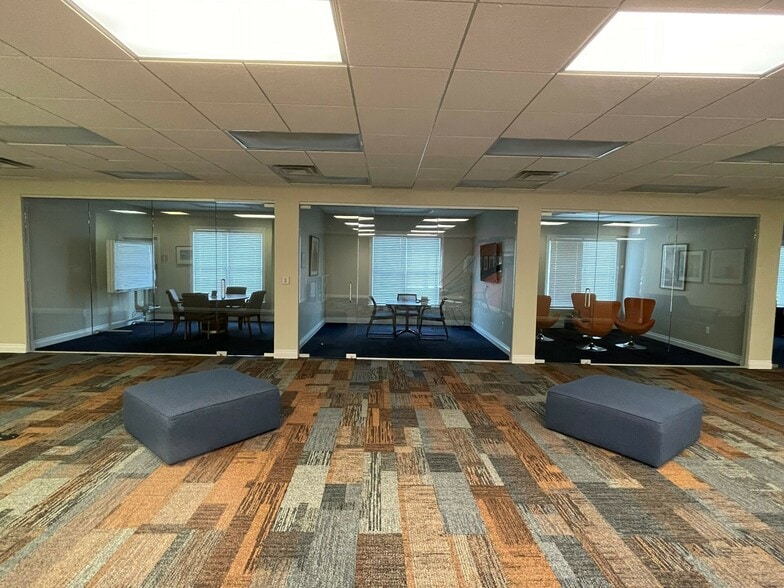 More Photos Of 21420 Greater Mack Ave, Saint Clair Shores Office For Lease