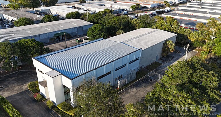 Primary Photo Of 7354 Central Industrial Dr, Riviera Beach Light Distribution For Sale