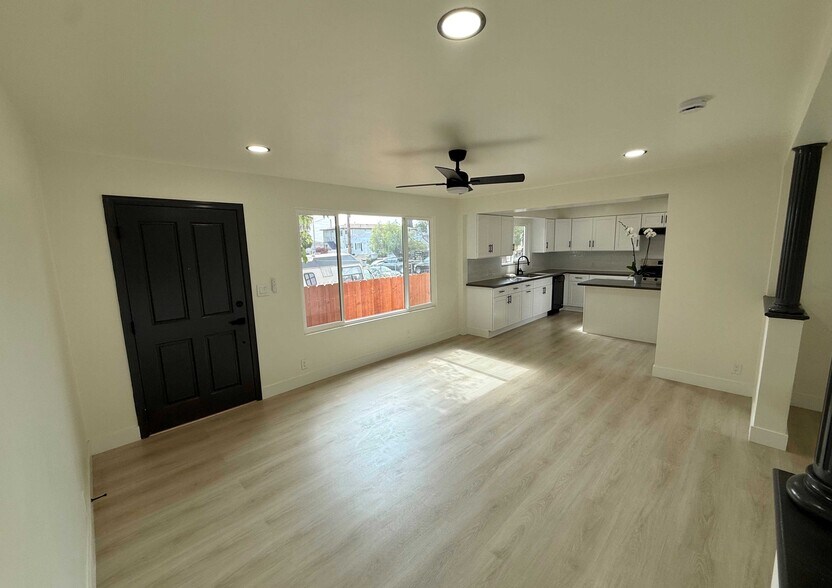 More Photos Of 564 W MacArthur Ave, San Pedro Apartments For Sale