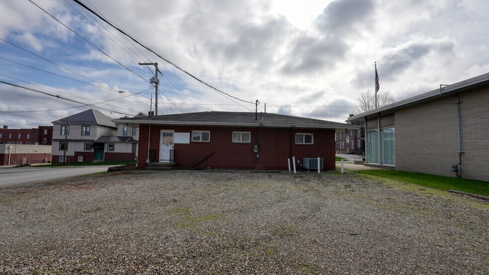 More Photos Of 126 S 9th St, Cambridge Office For Lease