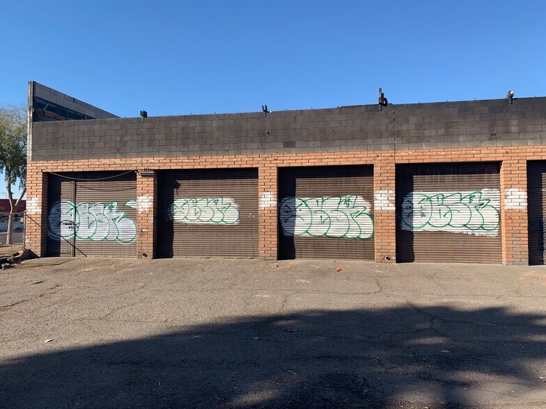 More Photos Of 6136 W Glendale Ave, Glendale Auto Repair For Sale
