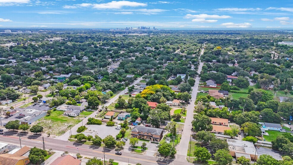 More Photos Of 1626 49th St S, Gulfport Storefront Retail Residential For Sale