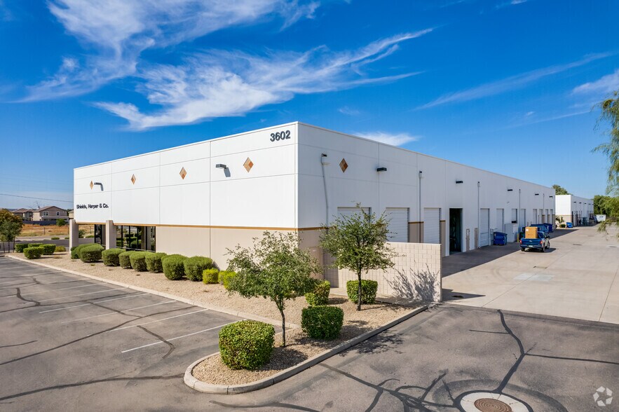 More Photos Of 3602 E Southern Ave, Phoenix Warehouse For Lease
