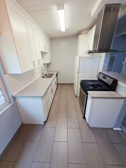 More Photos Of 4133 La Crescenta Ave, La Crescenta Apartments For Sale